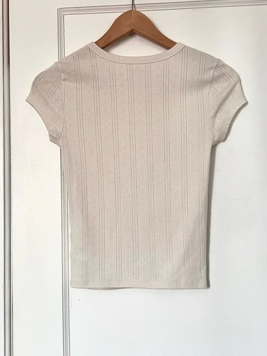 American Eagle Cream Ribbed Tee with Pink Floral Printed Graphic - Picture 3 of 3